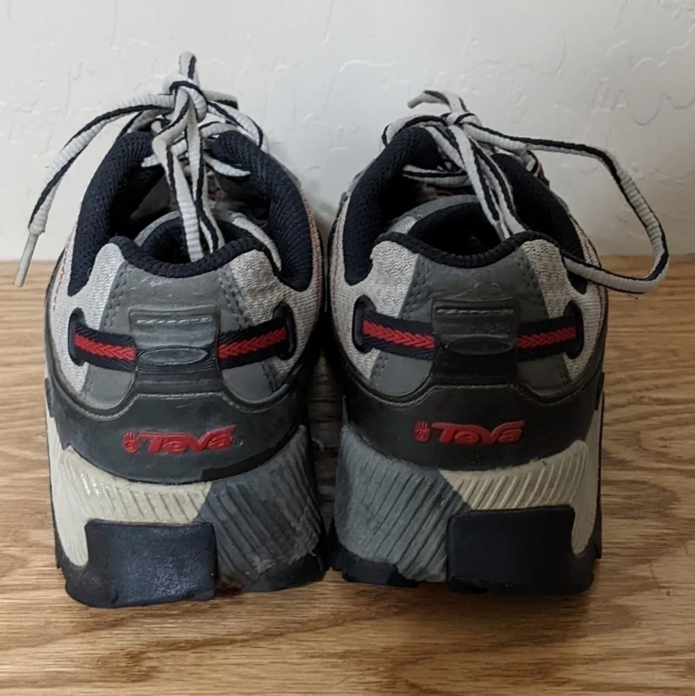 Teva Hiking Shoes - Picture 4 of 9